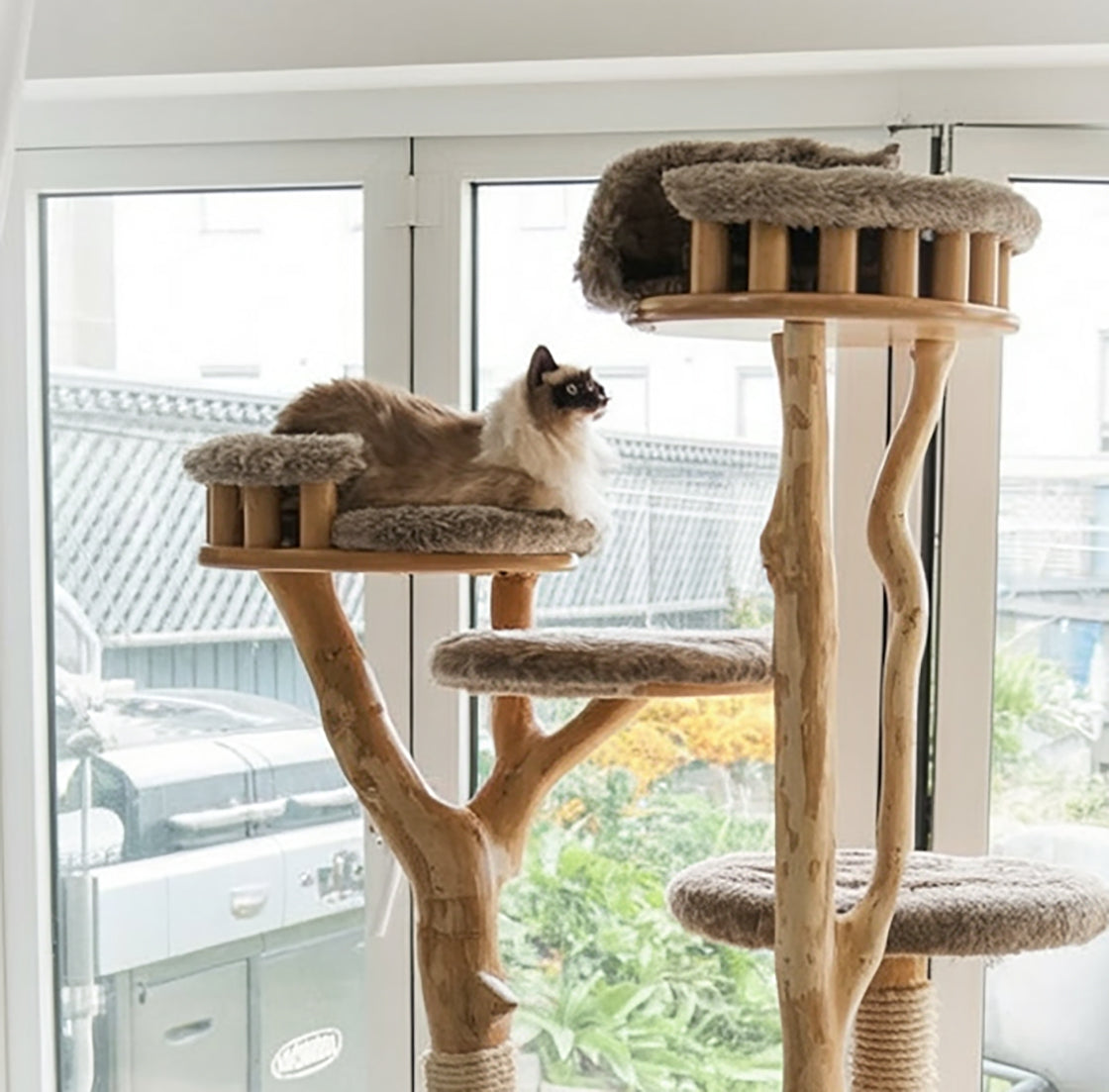 Luxury Wooden Cat Tree Tower – Modern Multi-Level Cat Condo with Scratching Posts